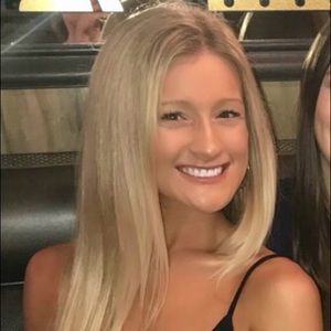 Meet your Posher, Abby